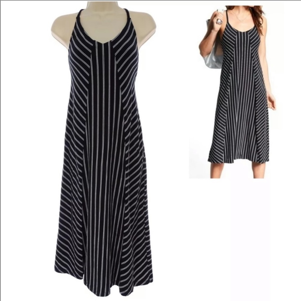 🆕 Athleta Mix Dress black & white striped dress size XXS